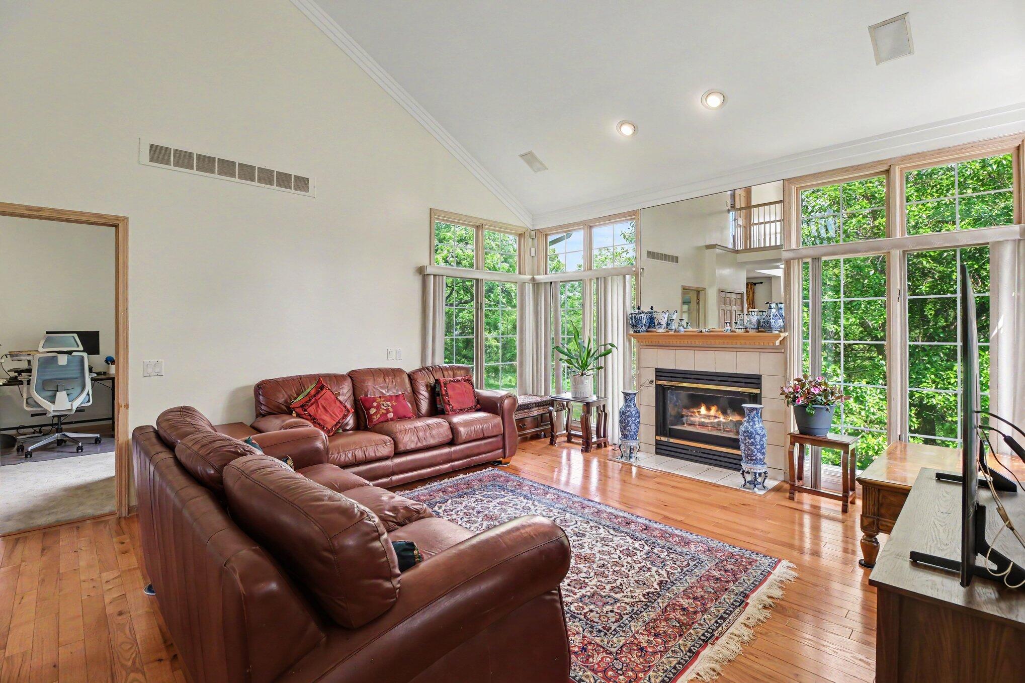 4077 Persimmon Drive