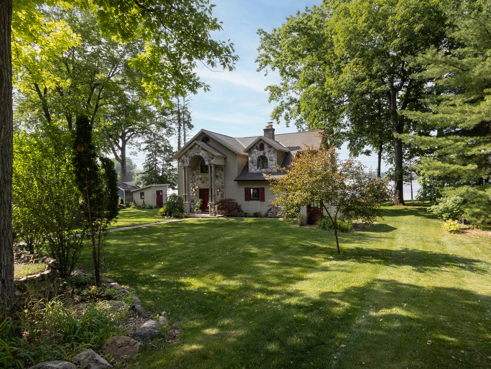 4461 Cordley Lake Road