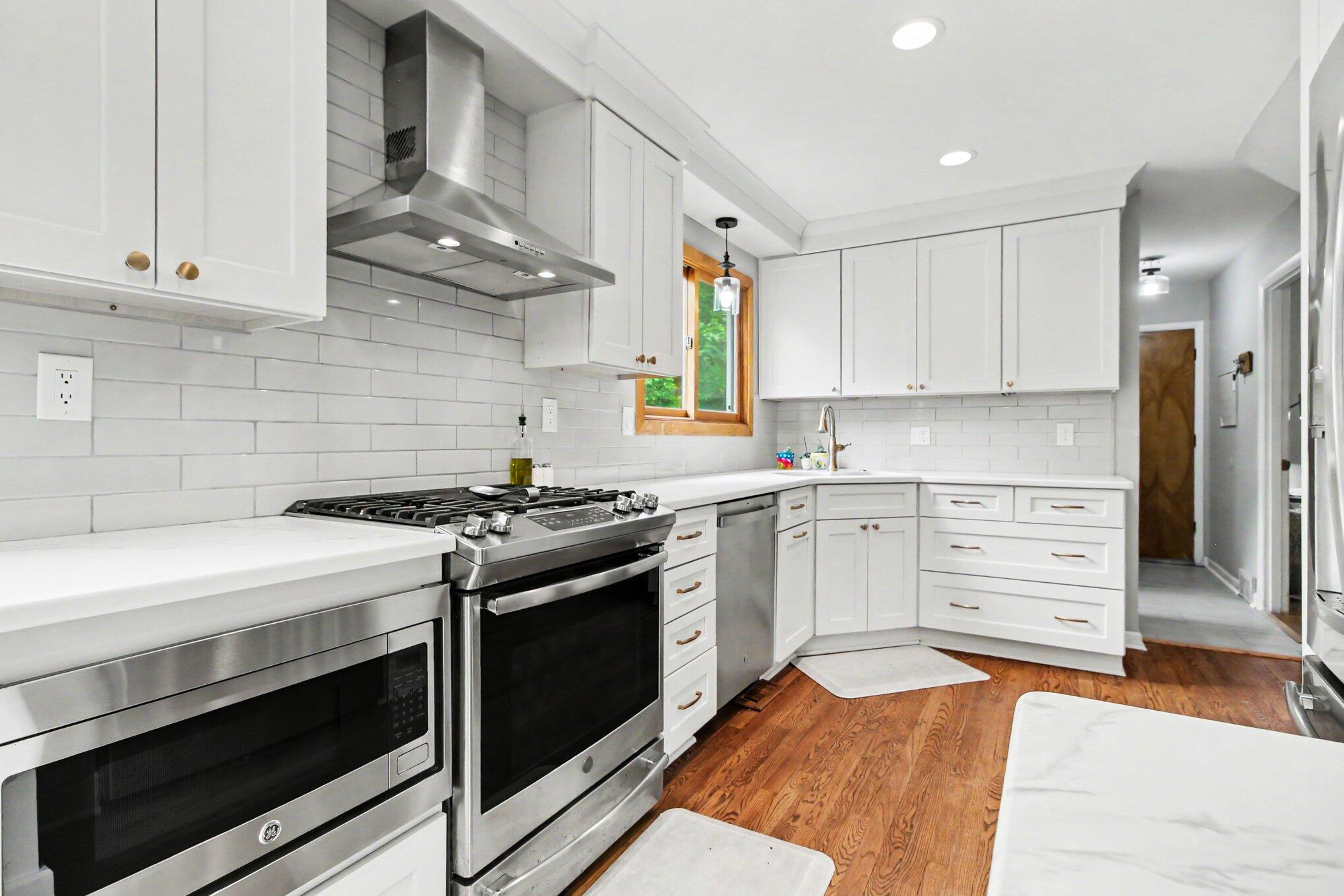 1221 Wines Drive