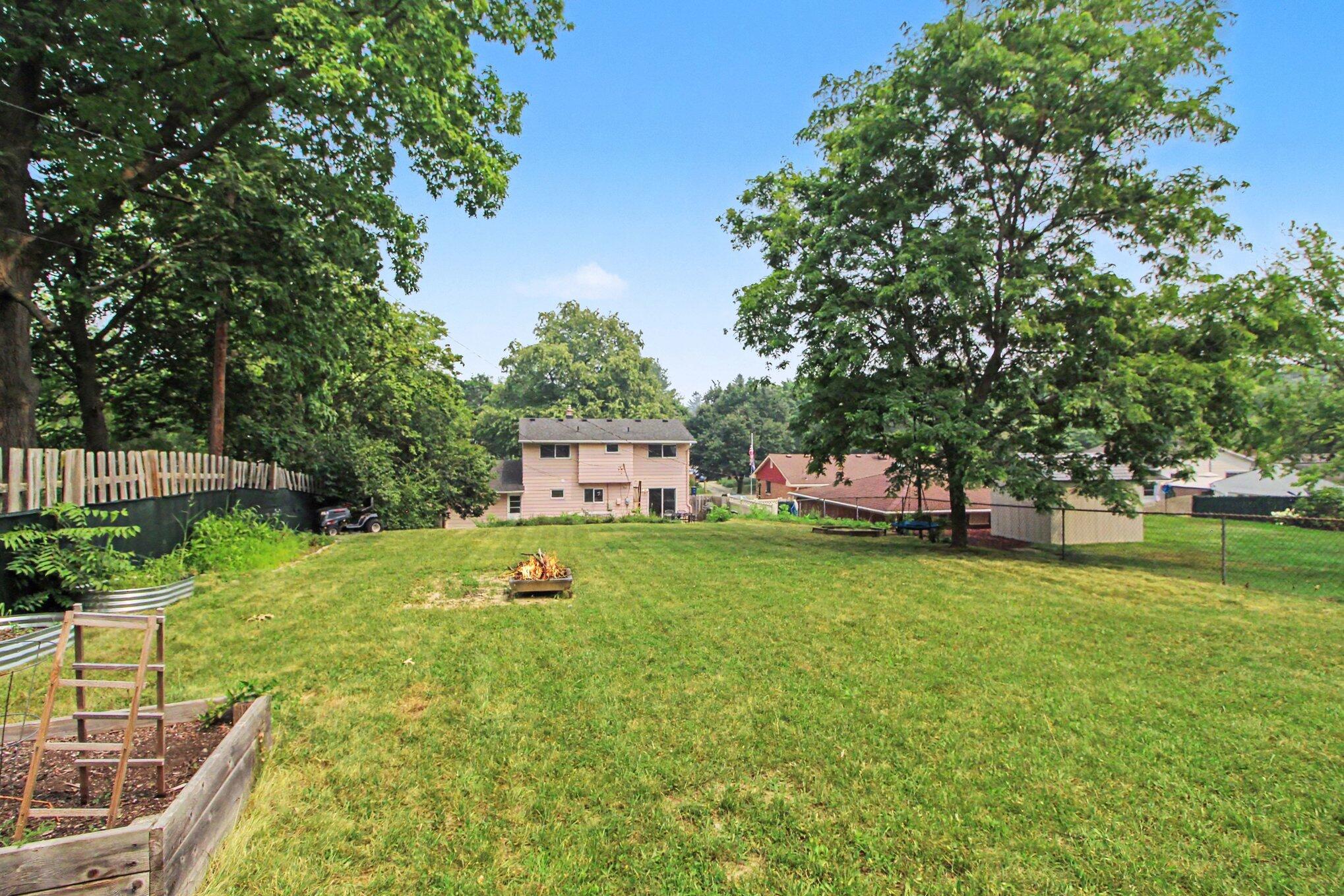 1221 Wines Drive