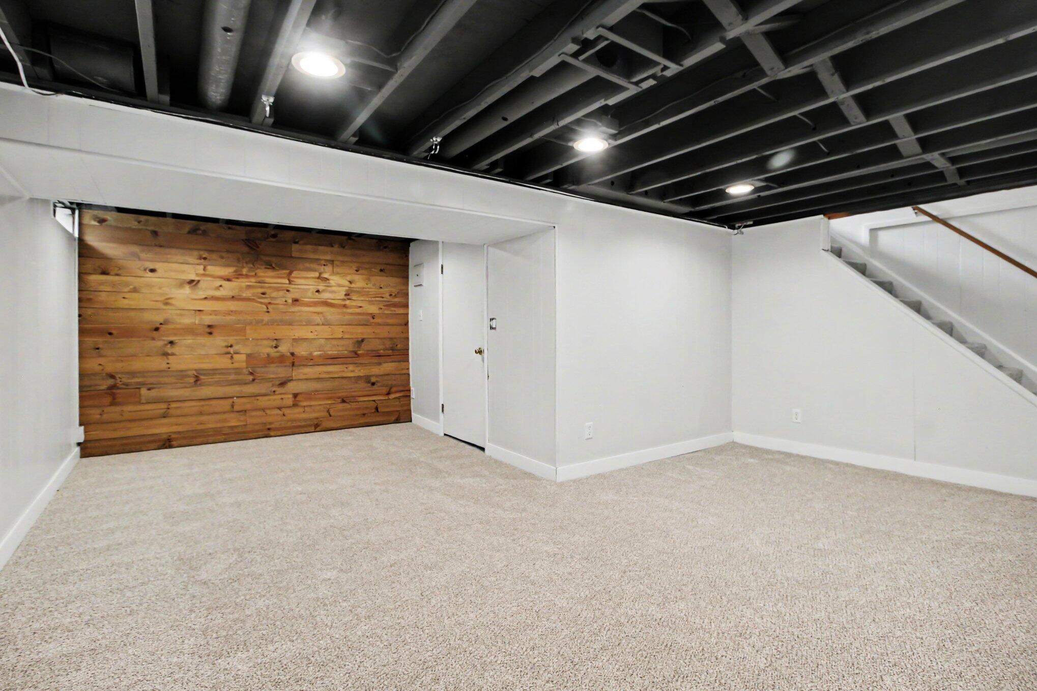 1221 Wines Drive