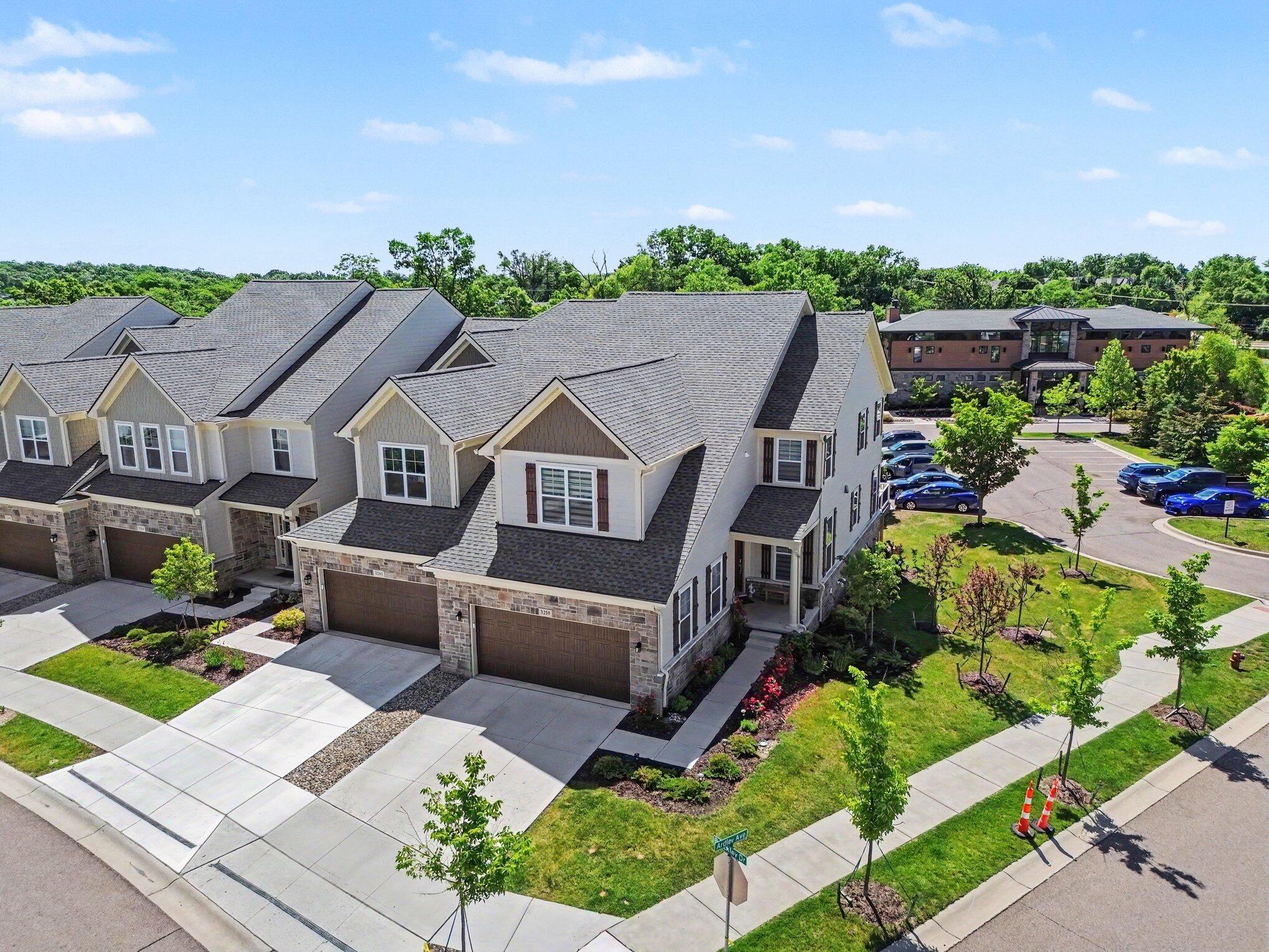 3239 Brackley Drive