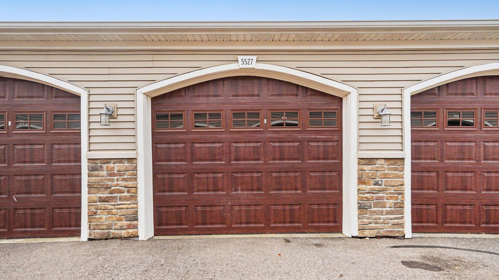 5527 Arbor Chase Drive
