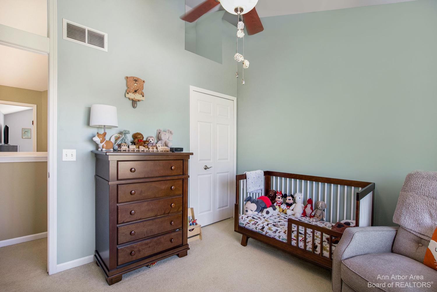 5816 Villa France Avenue