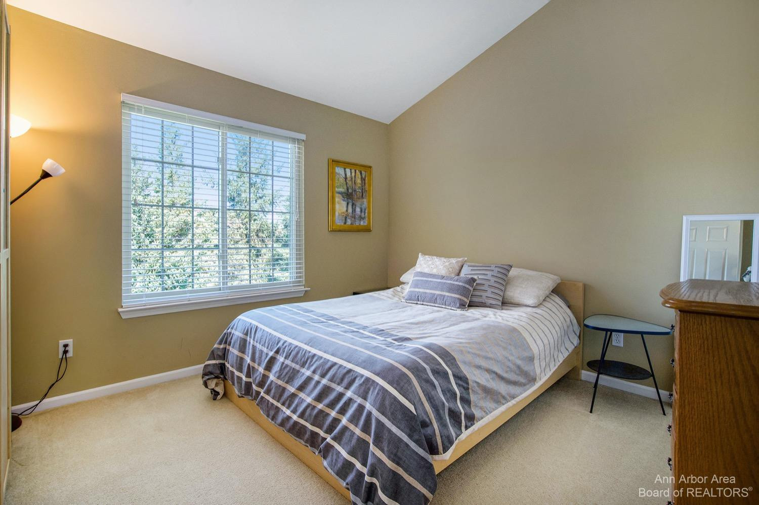 5816 Villa France Avenue