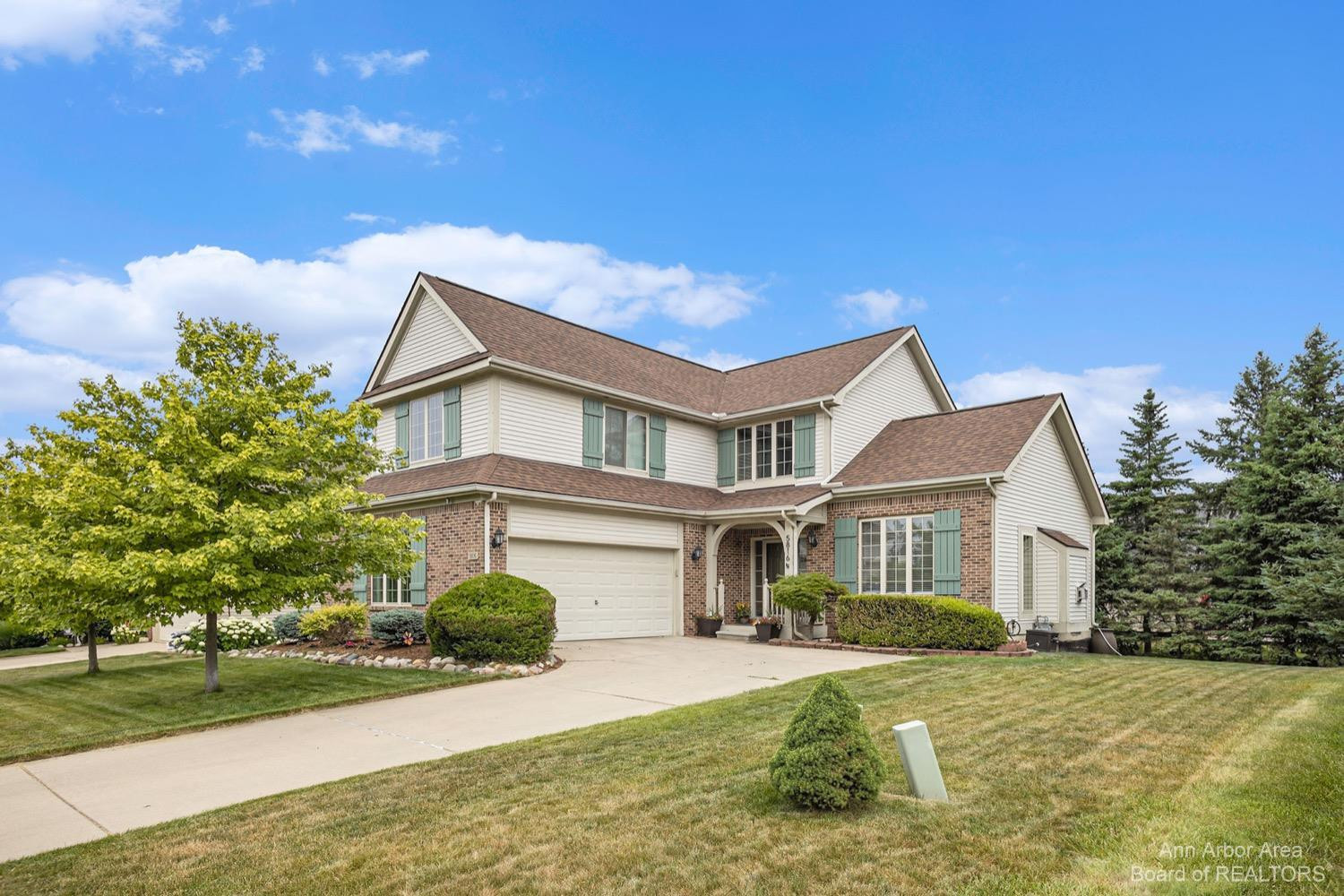 5816 Villa France Avenue