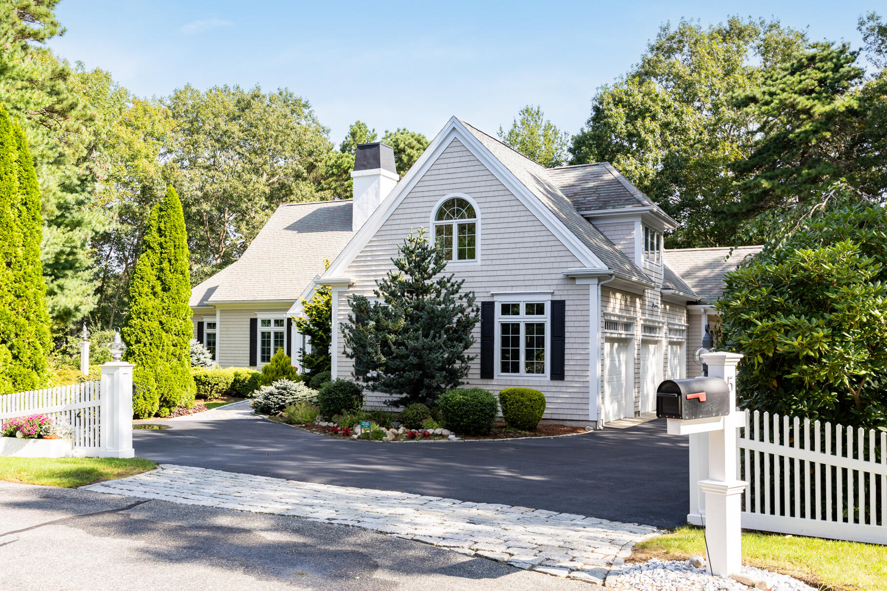 5 Ivy Lane