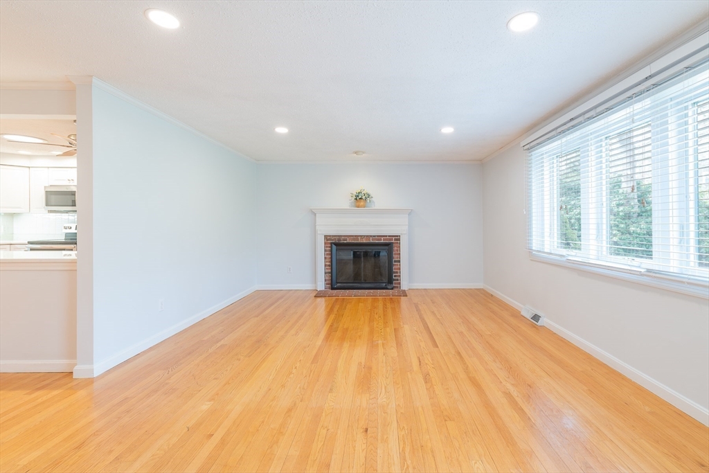 12 Quail Hollow Circle