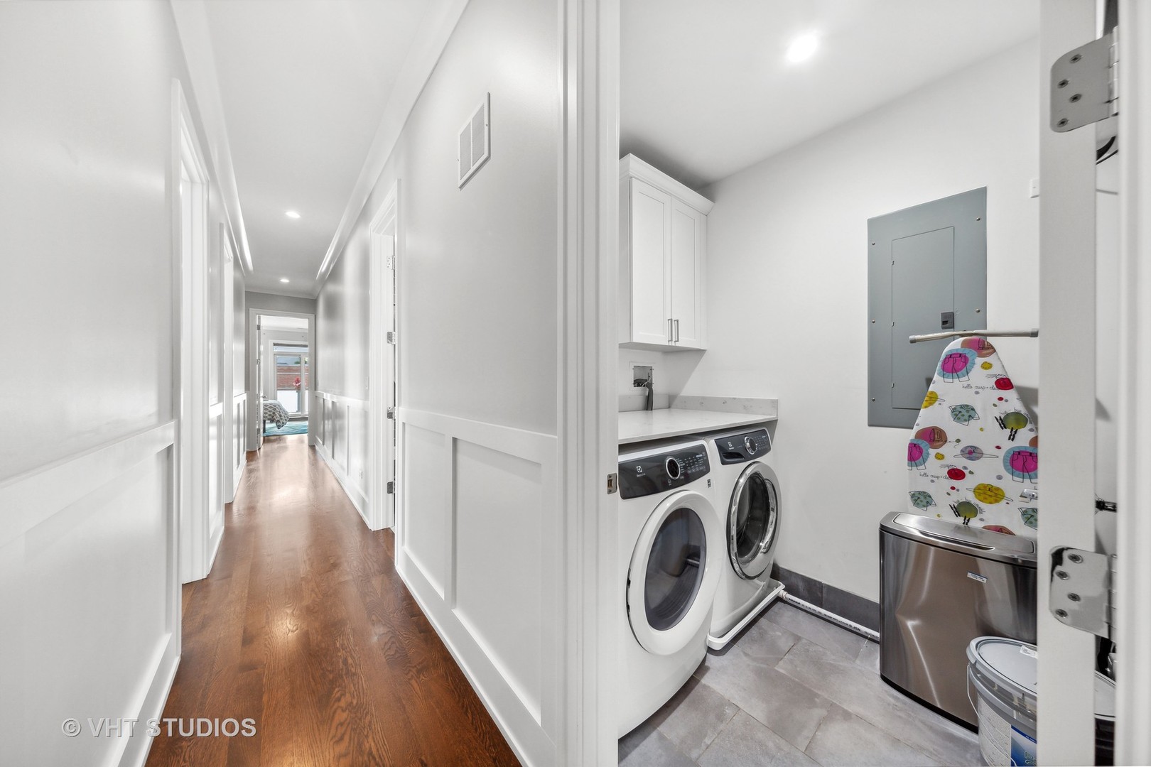 2918 N Lakewood Avenue Unit: 2