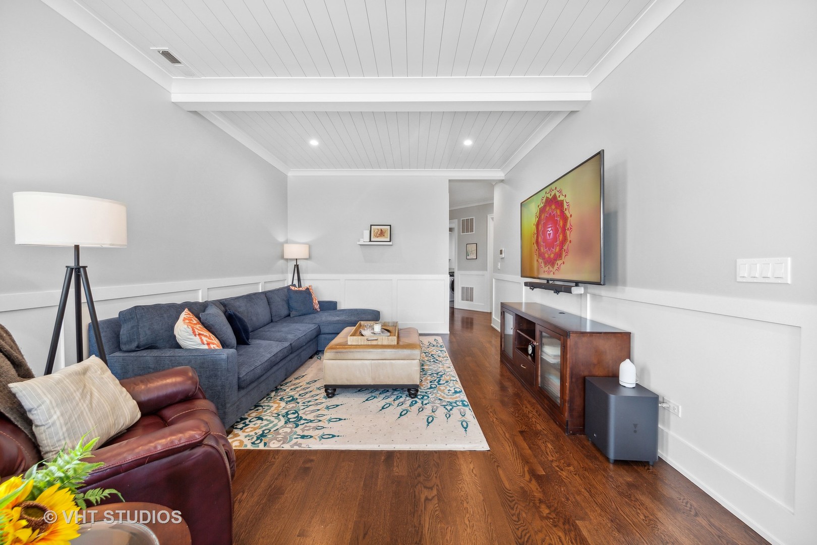 2918 N Lakewood Avenue Unit: 2