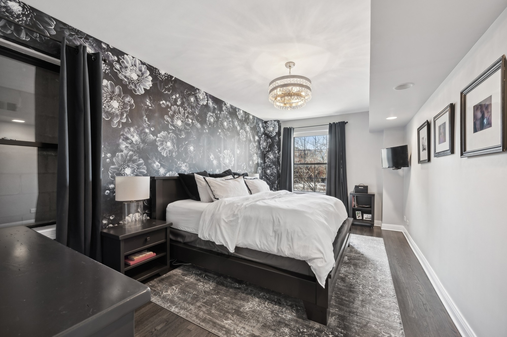 444 W BELMONT Avenue Unit: 6A