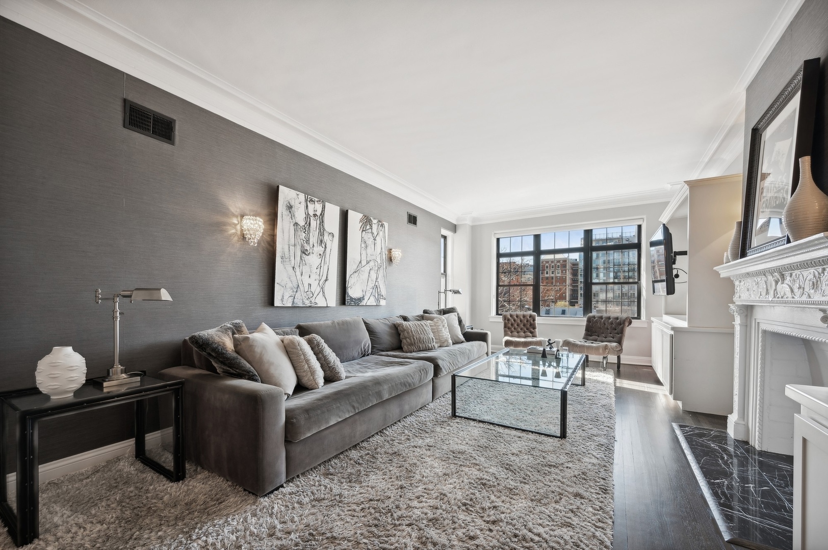 444 W BELMONT Avenue Unit: 6A