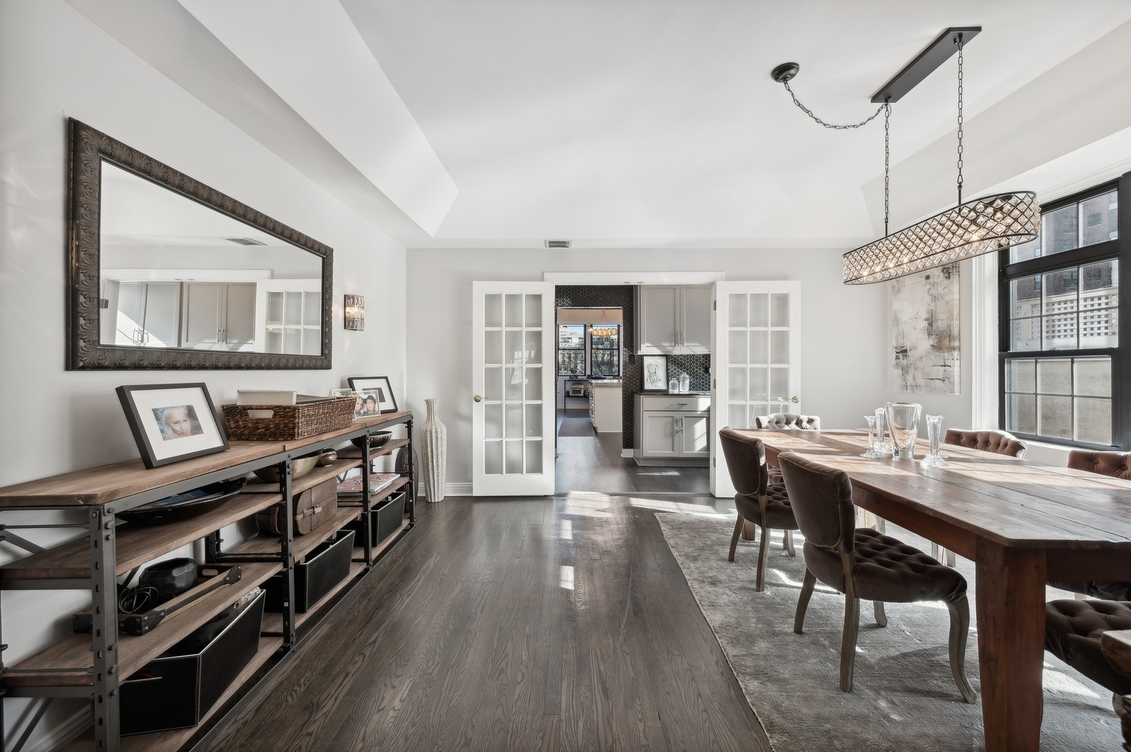 444 W BELMONT Avenue Unit: 6A