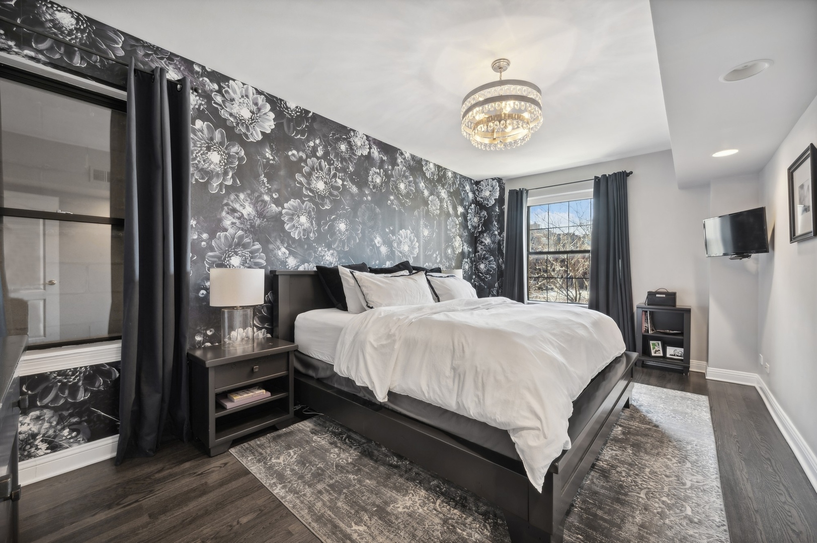 444 W BELMONT Avenue Unit: 6A