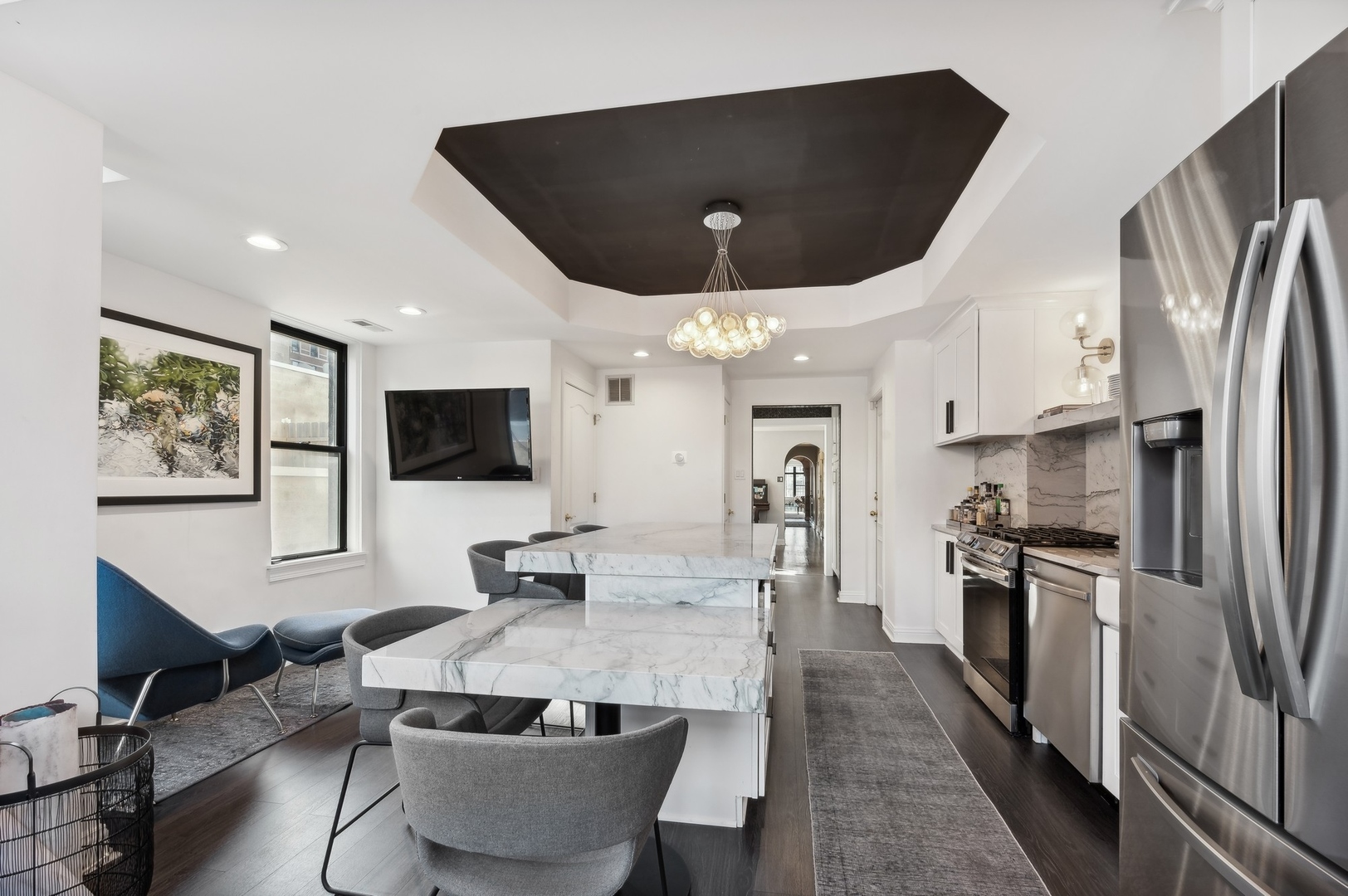 444 W BELMONT Avenue Unit: 6A