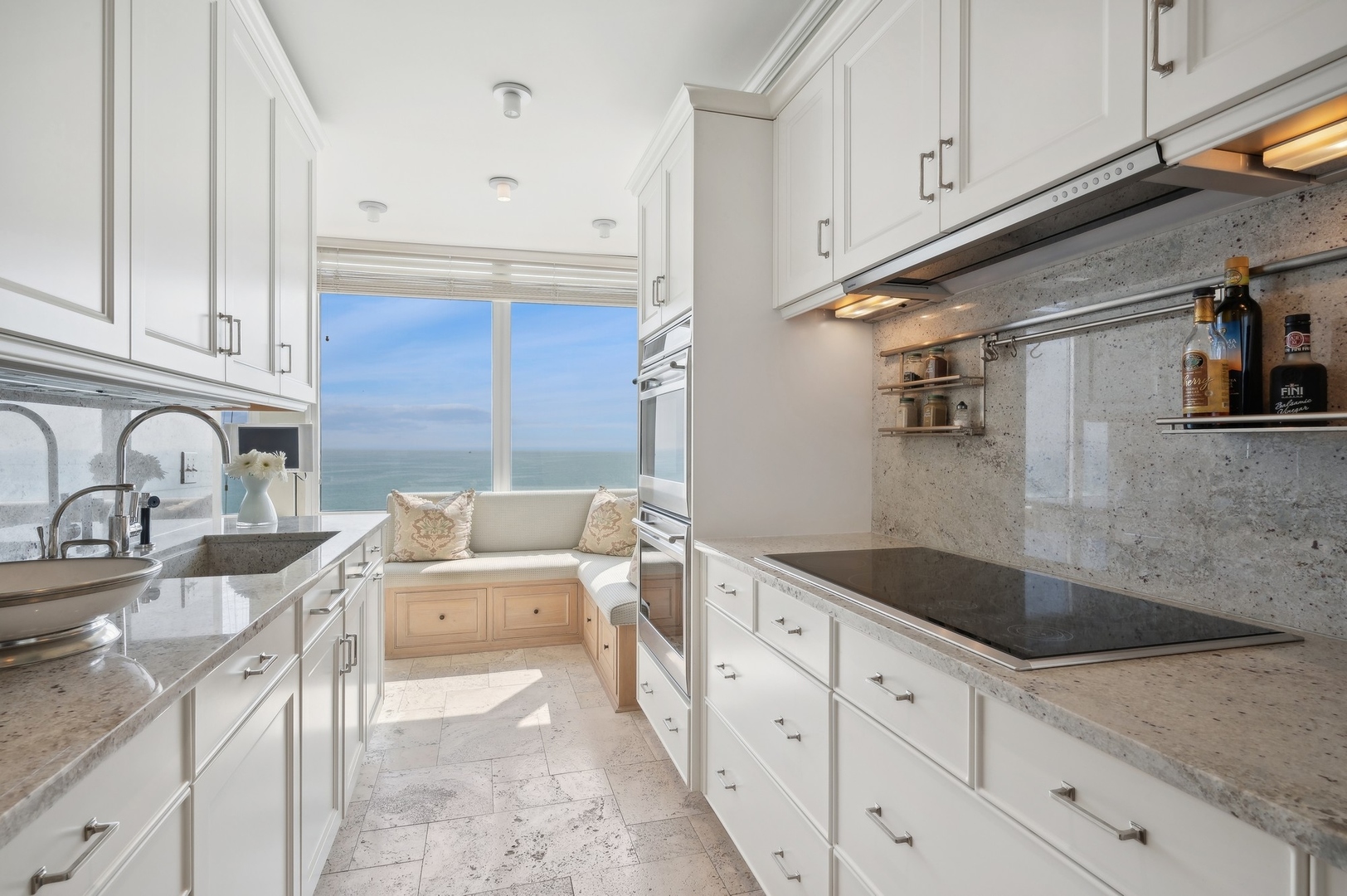 1300 N Lake Shore Drive Unit: 22CD
