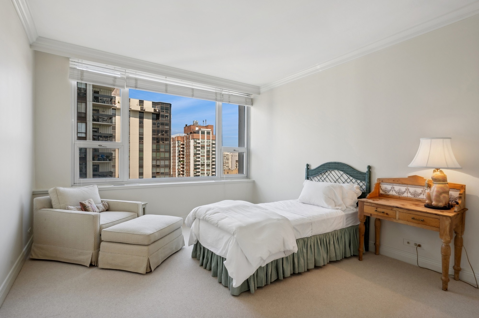 1300 N Lake Shore Drive Unit: 22CD