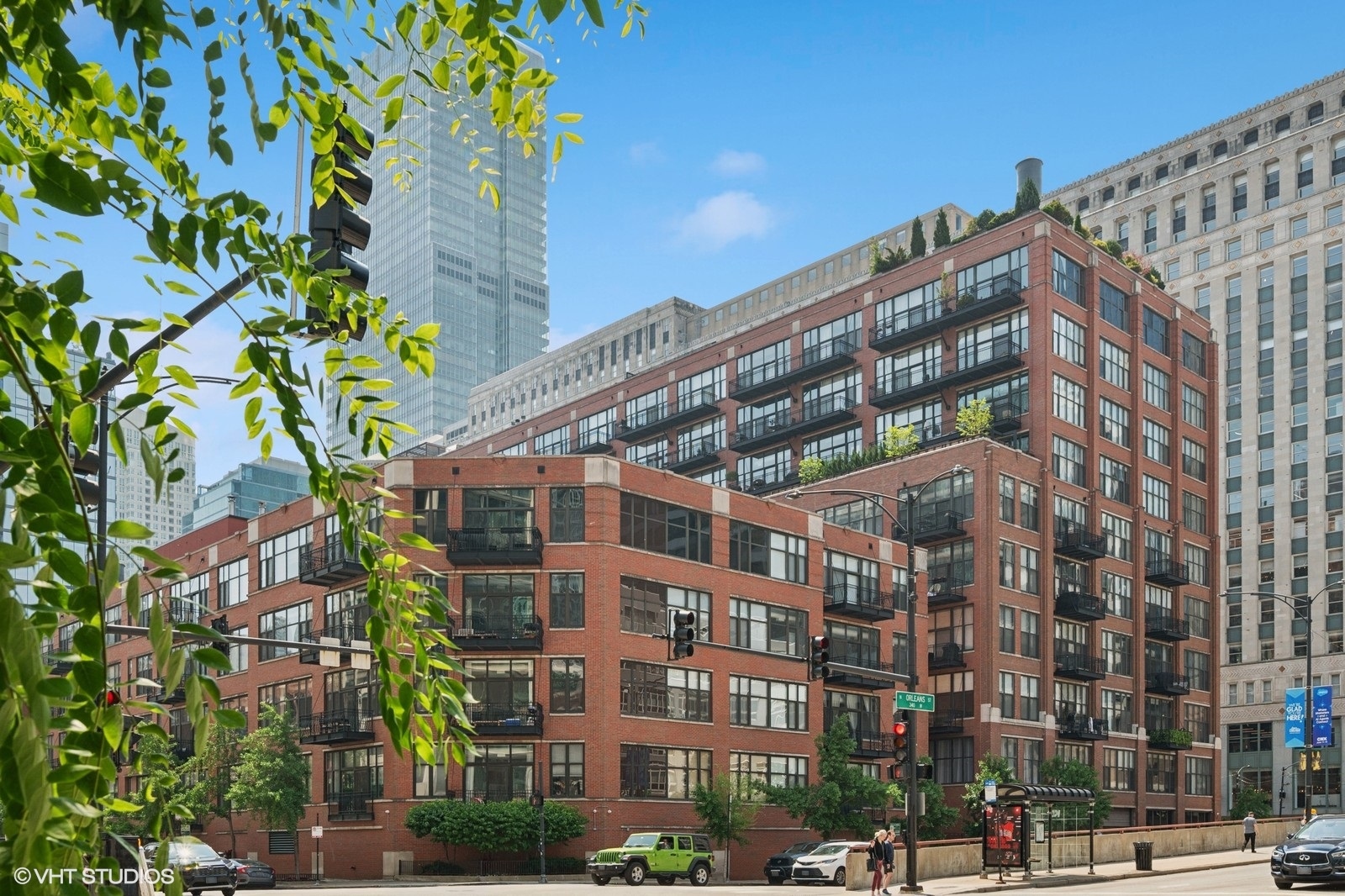 333 W HUBBARD Street Unit: 708