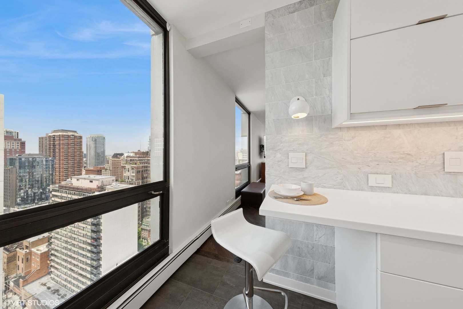 100 E Bellevue Place Unit: 24E