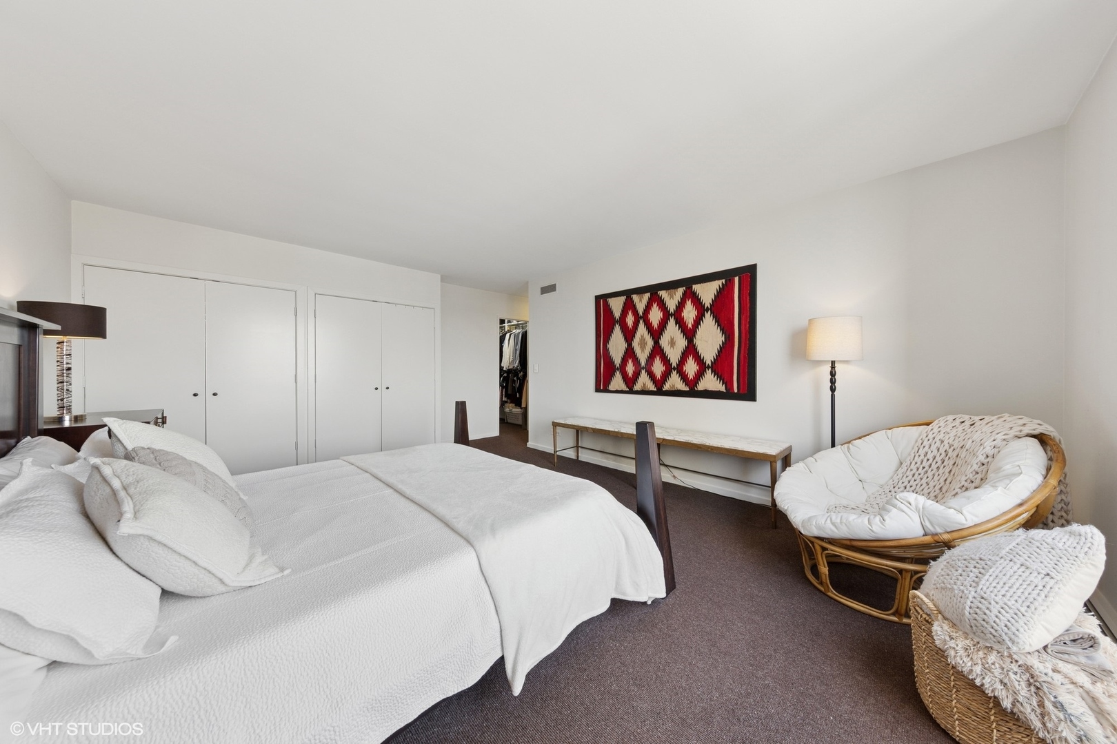 100 E Bellevue Place Unit: 24E