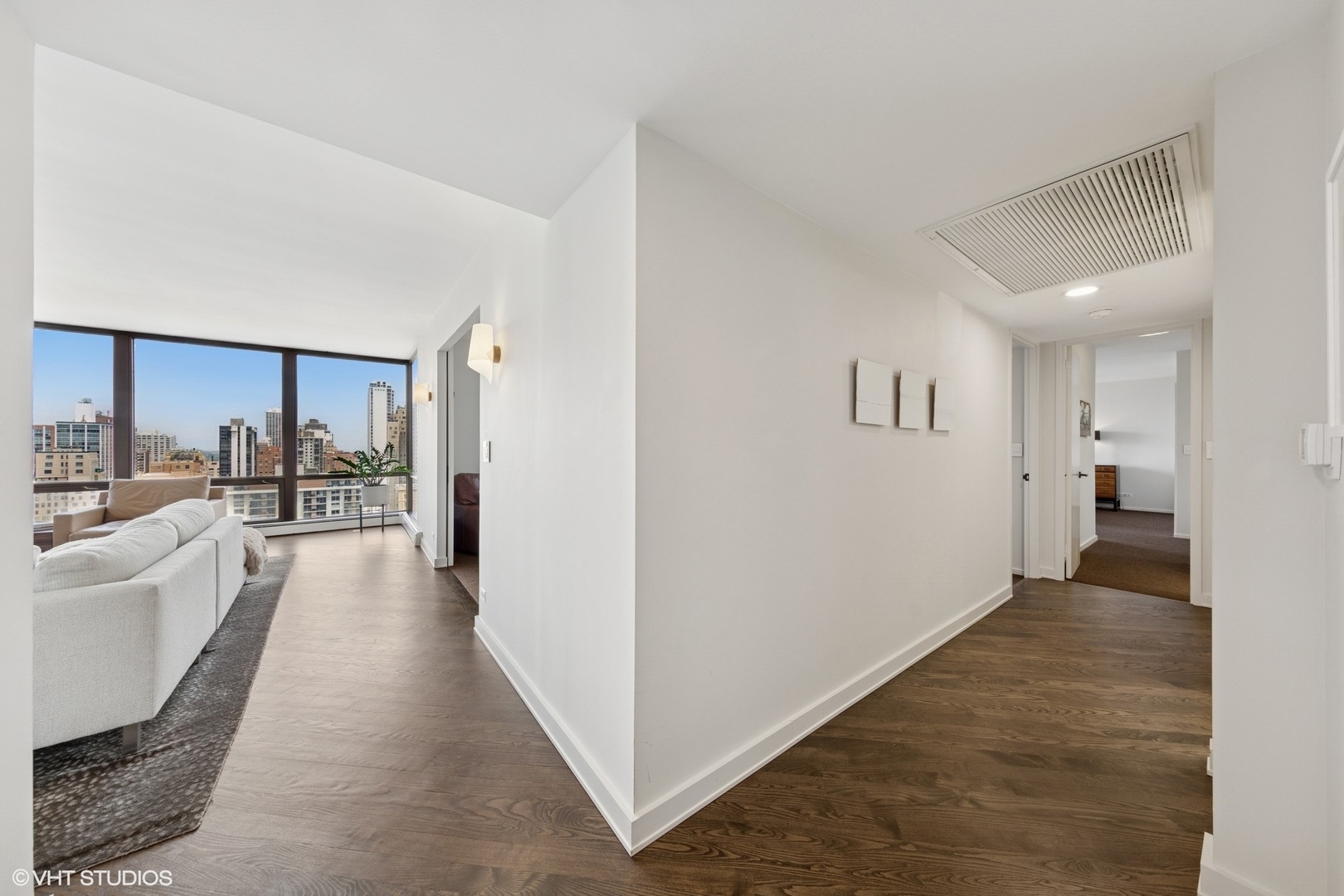 100 E Bellevue Place Unit: 24E