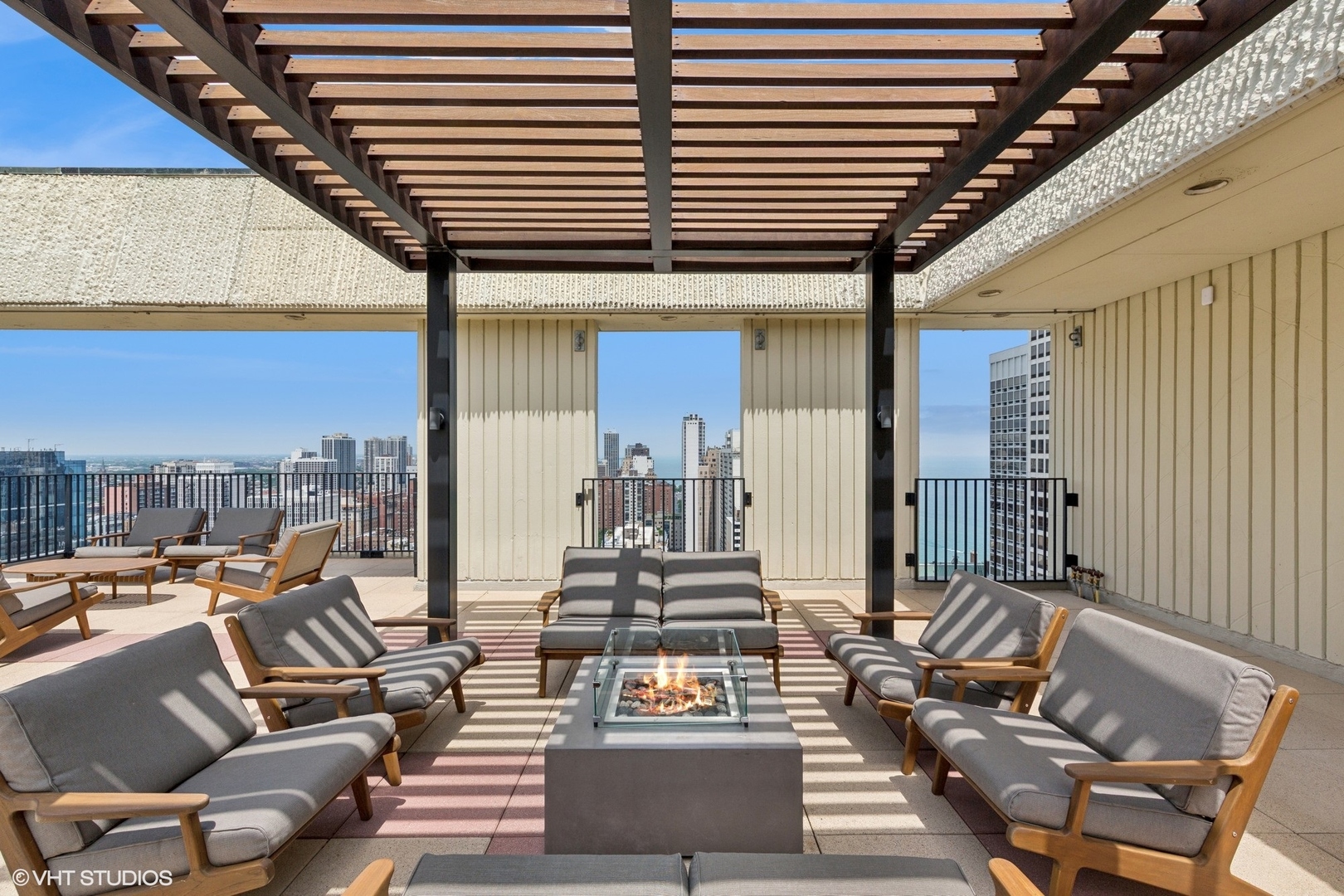 100 E Bellevue Place Unit: 24E