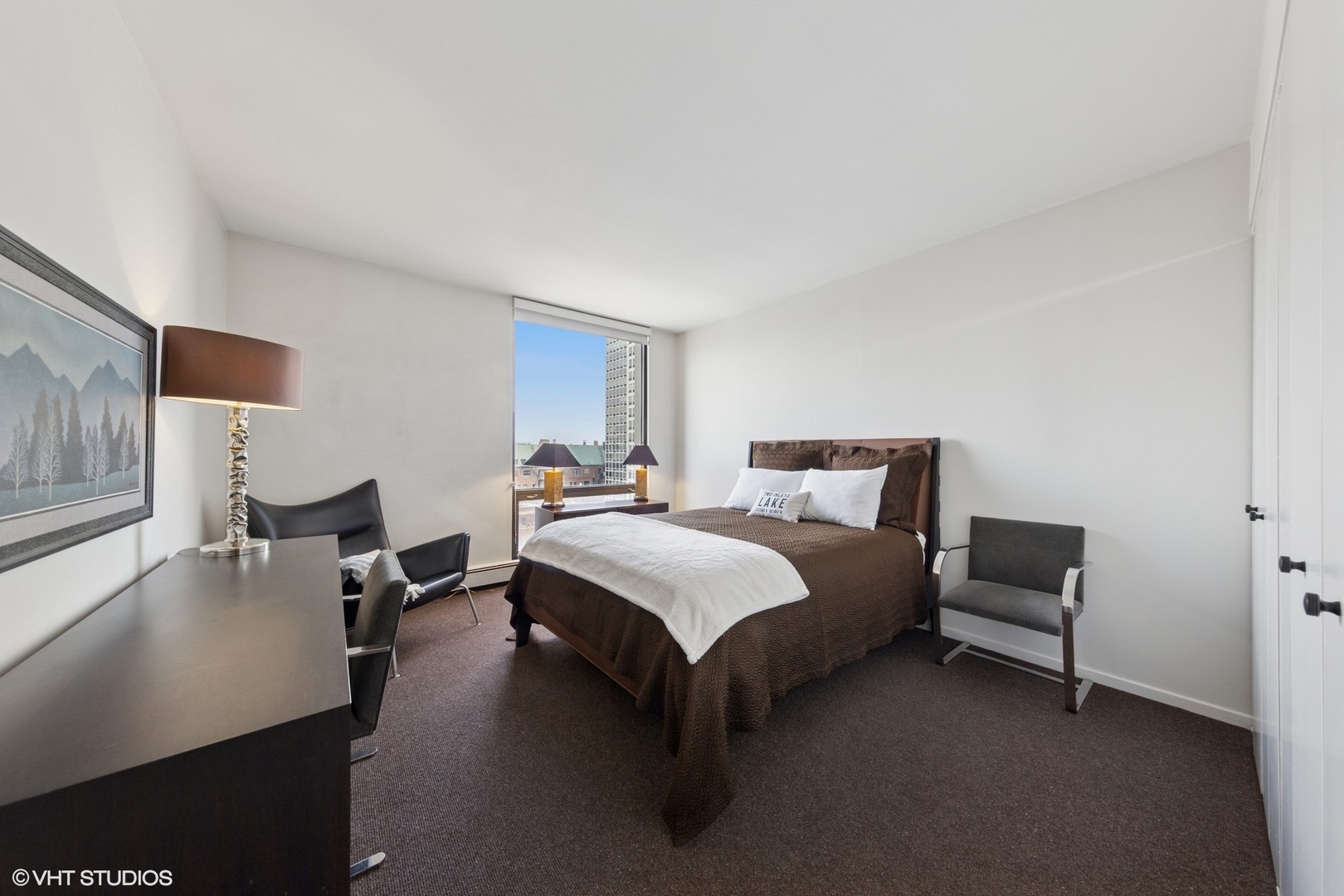 100 E Bellevue Place Unit: 24E