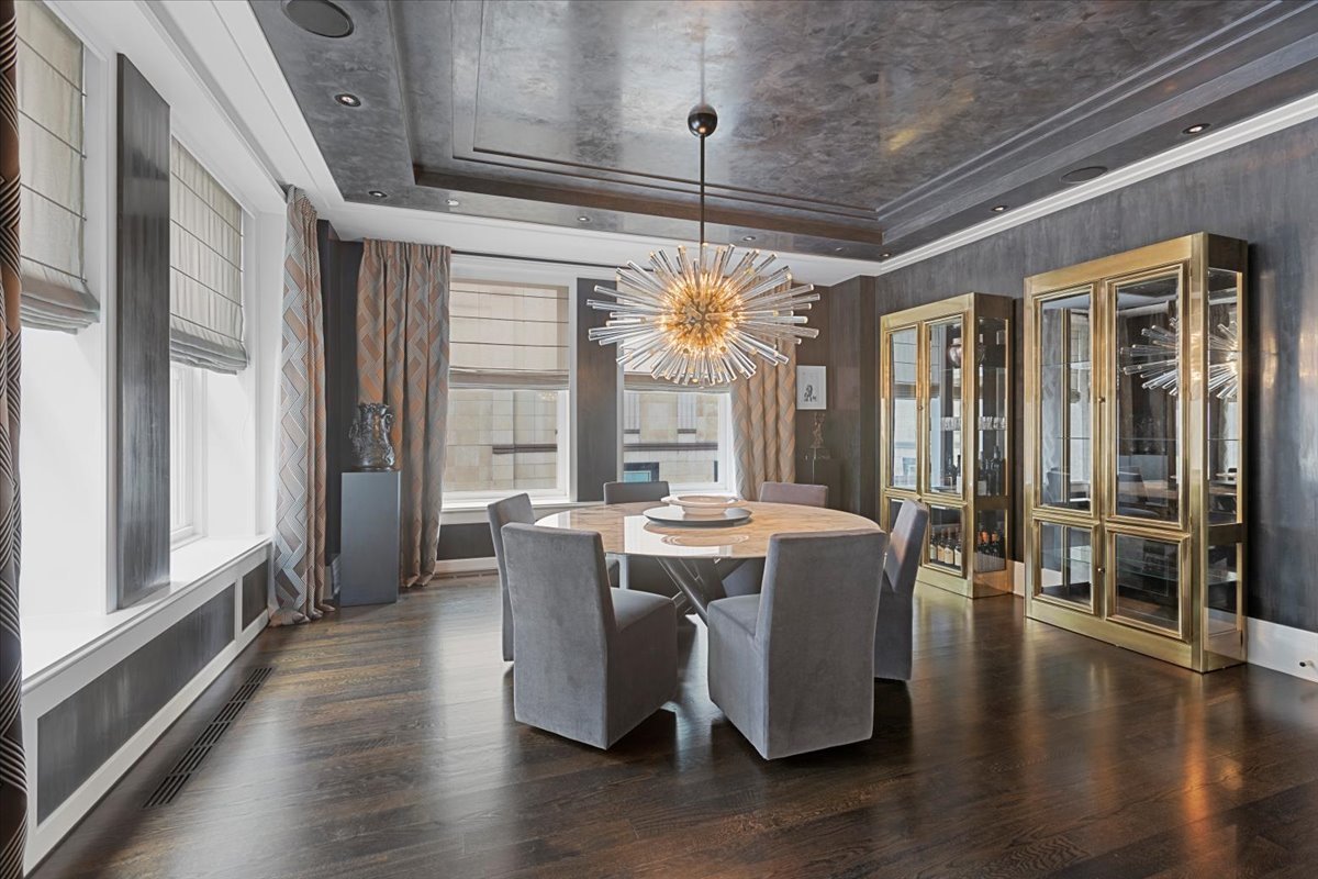 159 E Walton Place Unit: 5G
