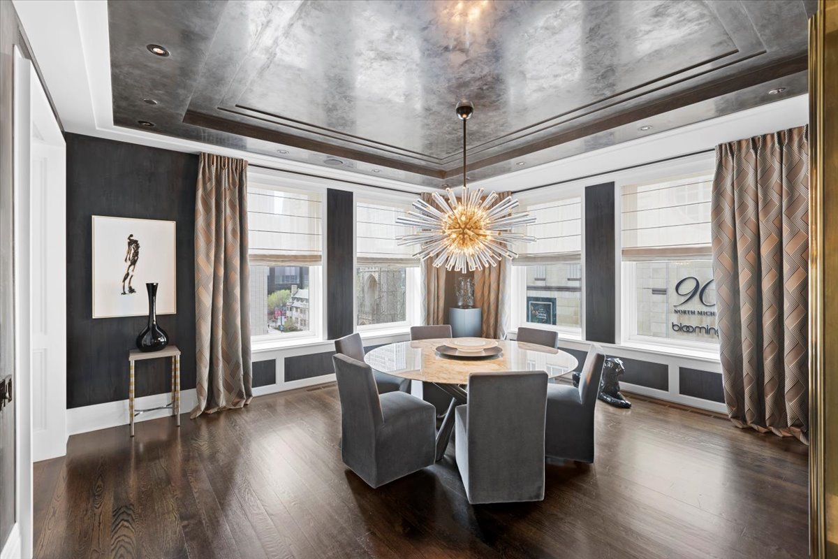159 E Walton Place Unit: 5G