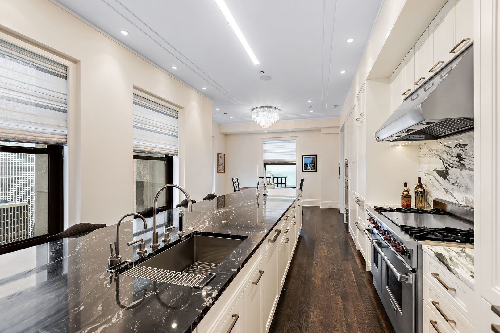 159 E Walton Place Unit: PH