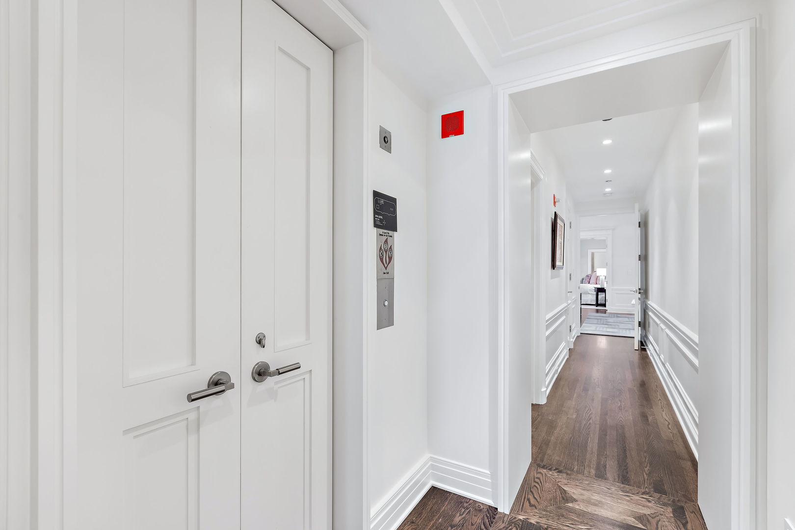 159 E Walton Place Unit: PH