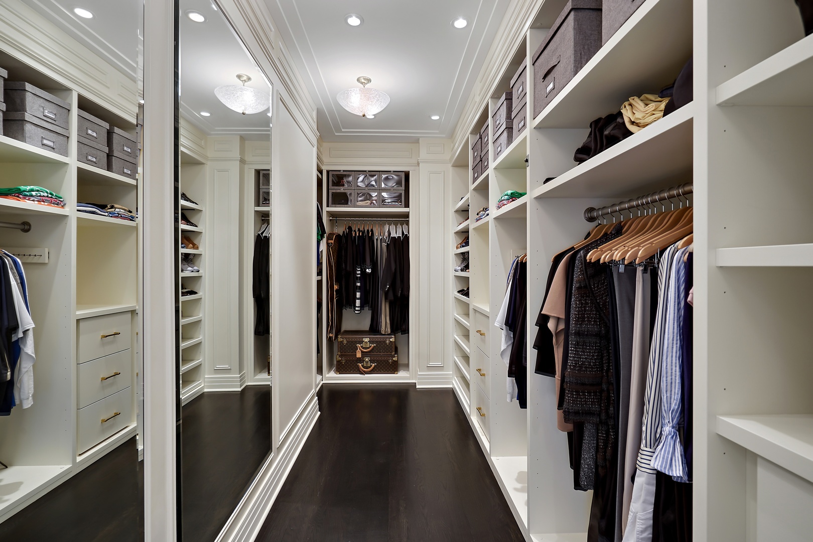 159 E Walton Place Unit: 14A