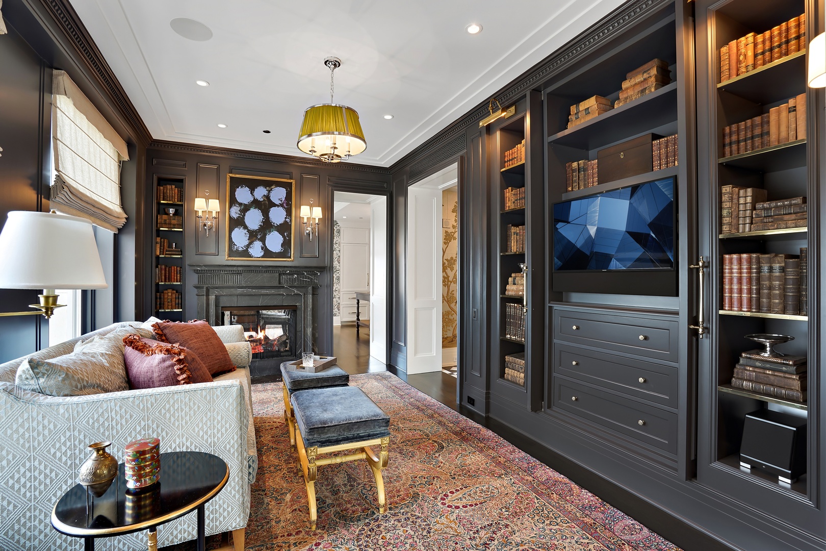 159 E Walton Place Unit: 14A