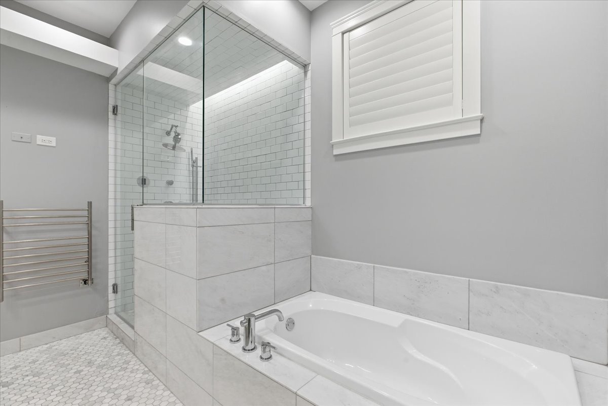 850 W Lill Avenue Unit: 1