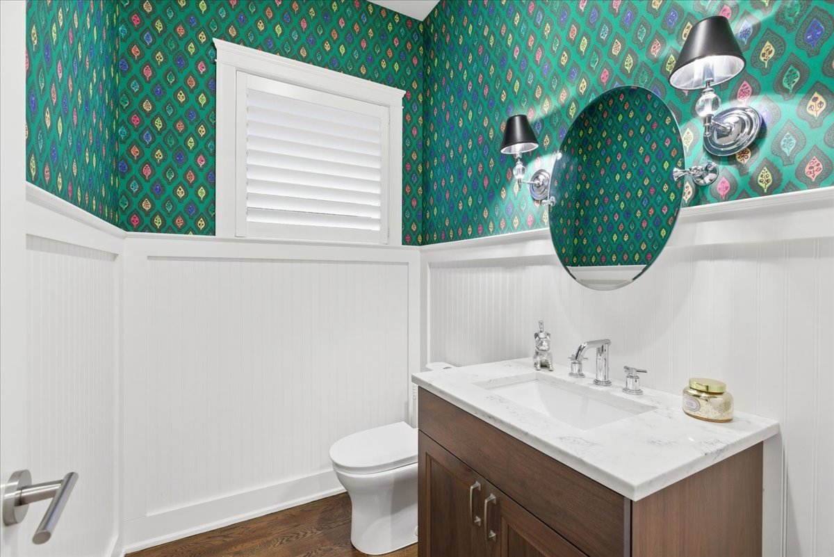 850 W Lill Avenue Unit: 1