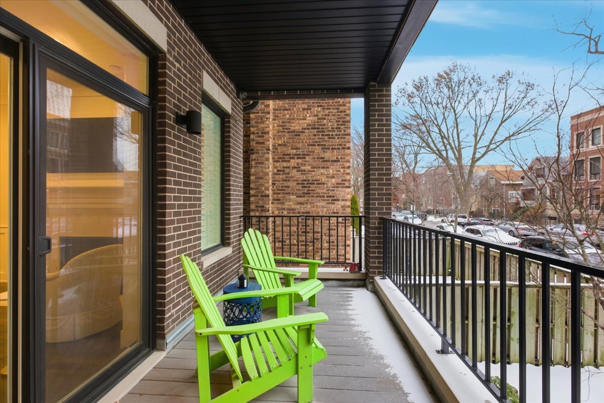 850 W Lill Avenue Unit: 1