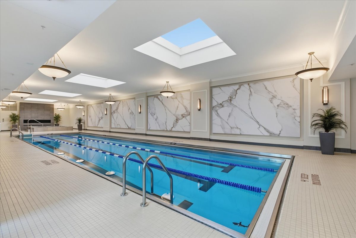 57 E Delaware Place Unit: 3904