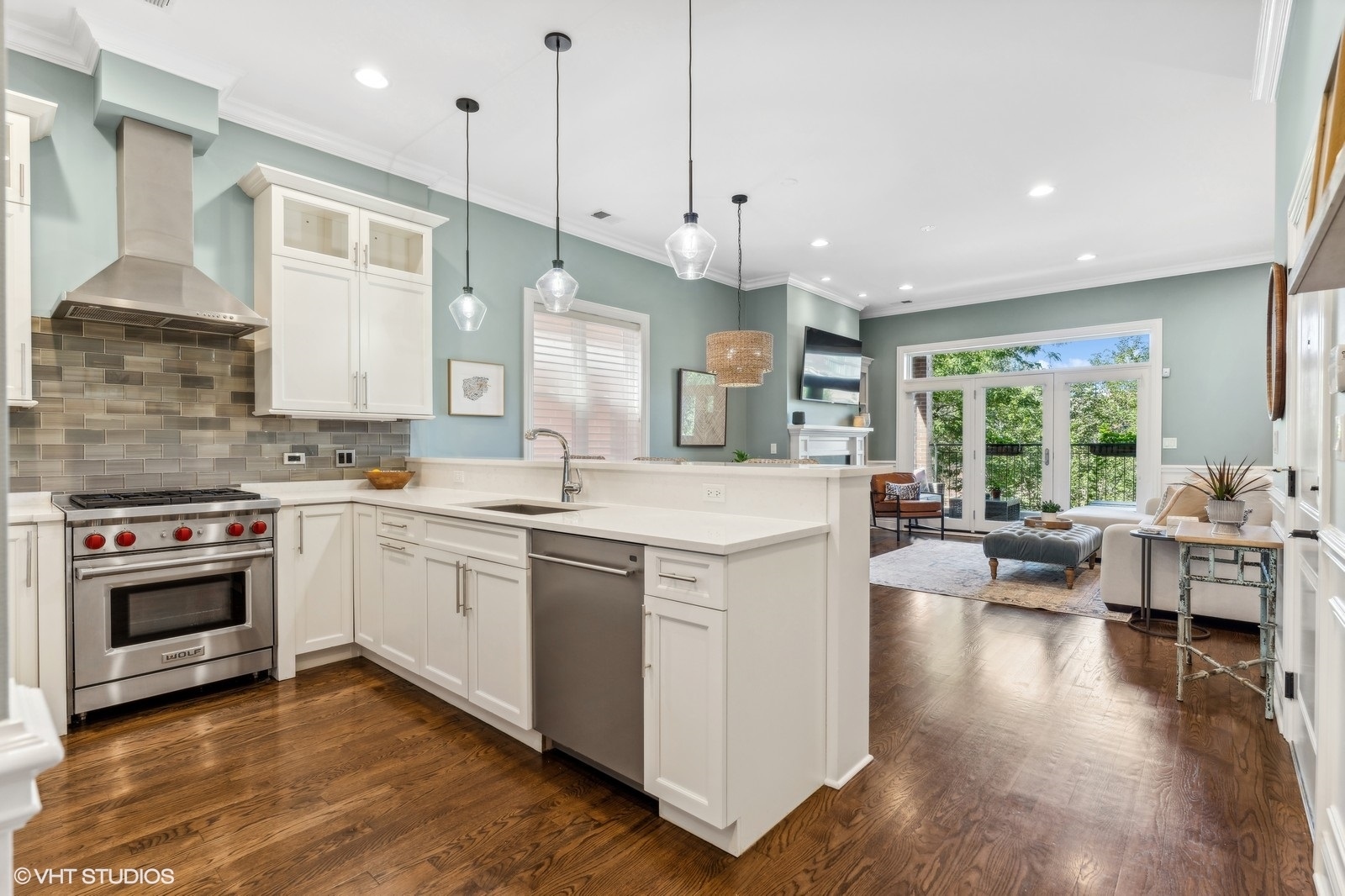 1165 W Eddy Street Unit: 2W