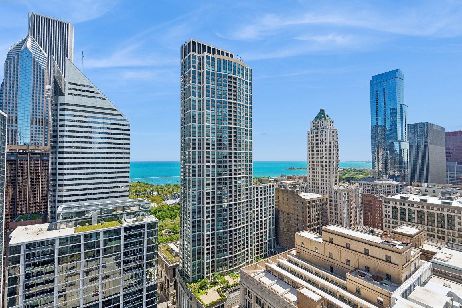 8 E Randolph Street Unit: 3102