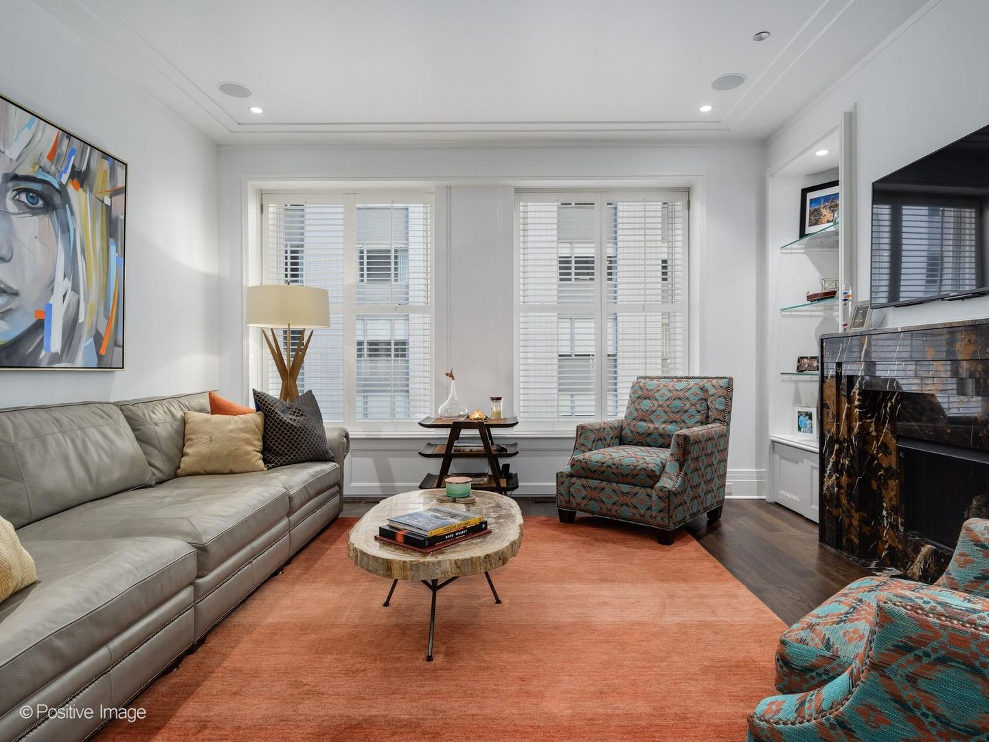 159 E Walton Place Unit: 7E