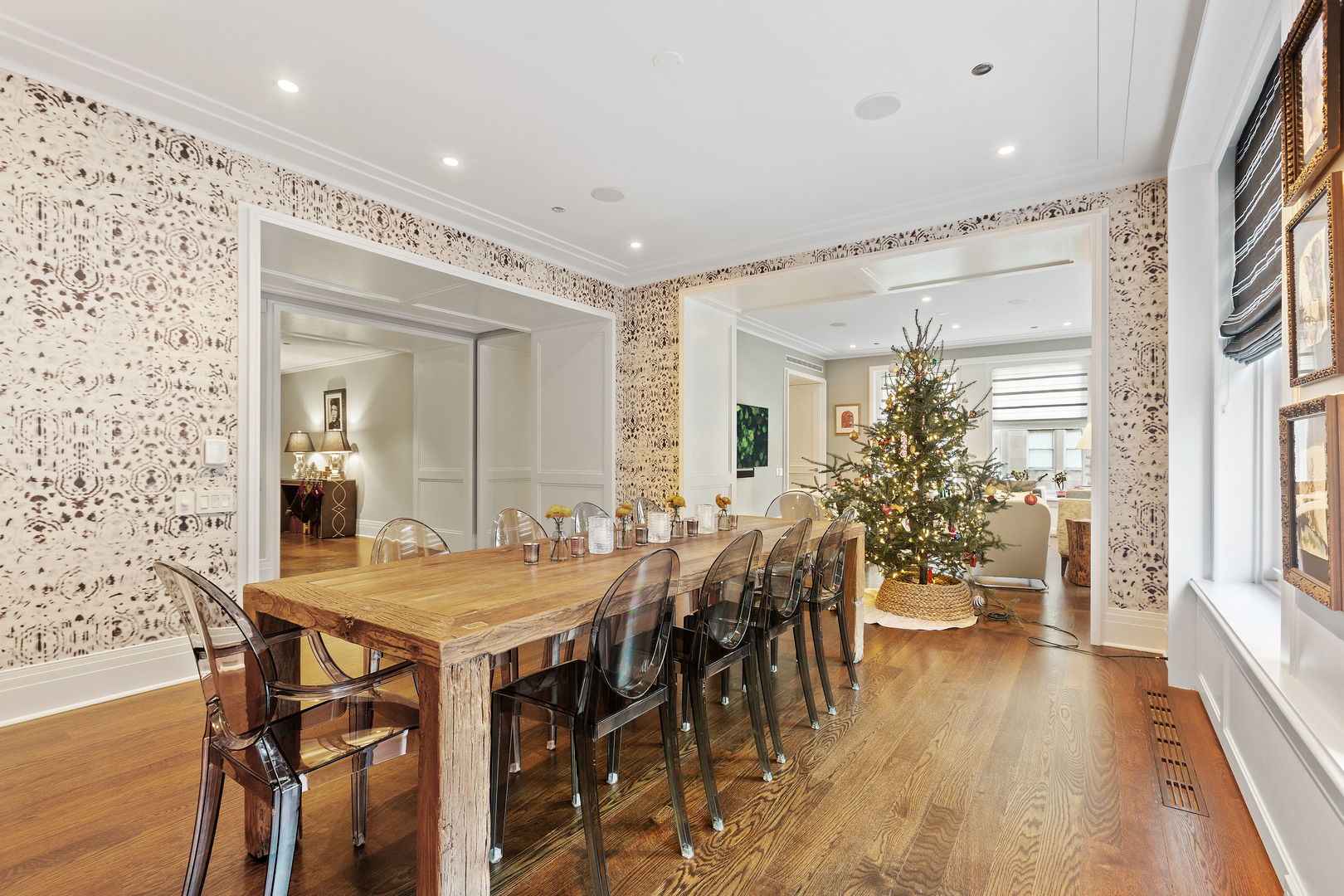 159 E WALTON Place Unit: 5C