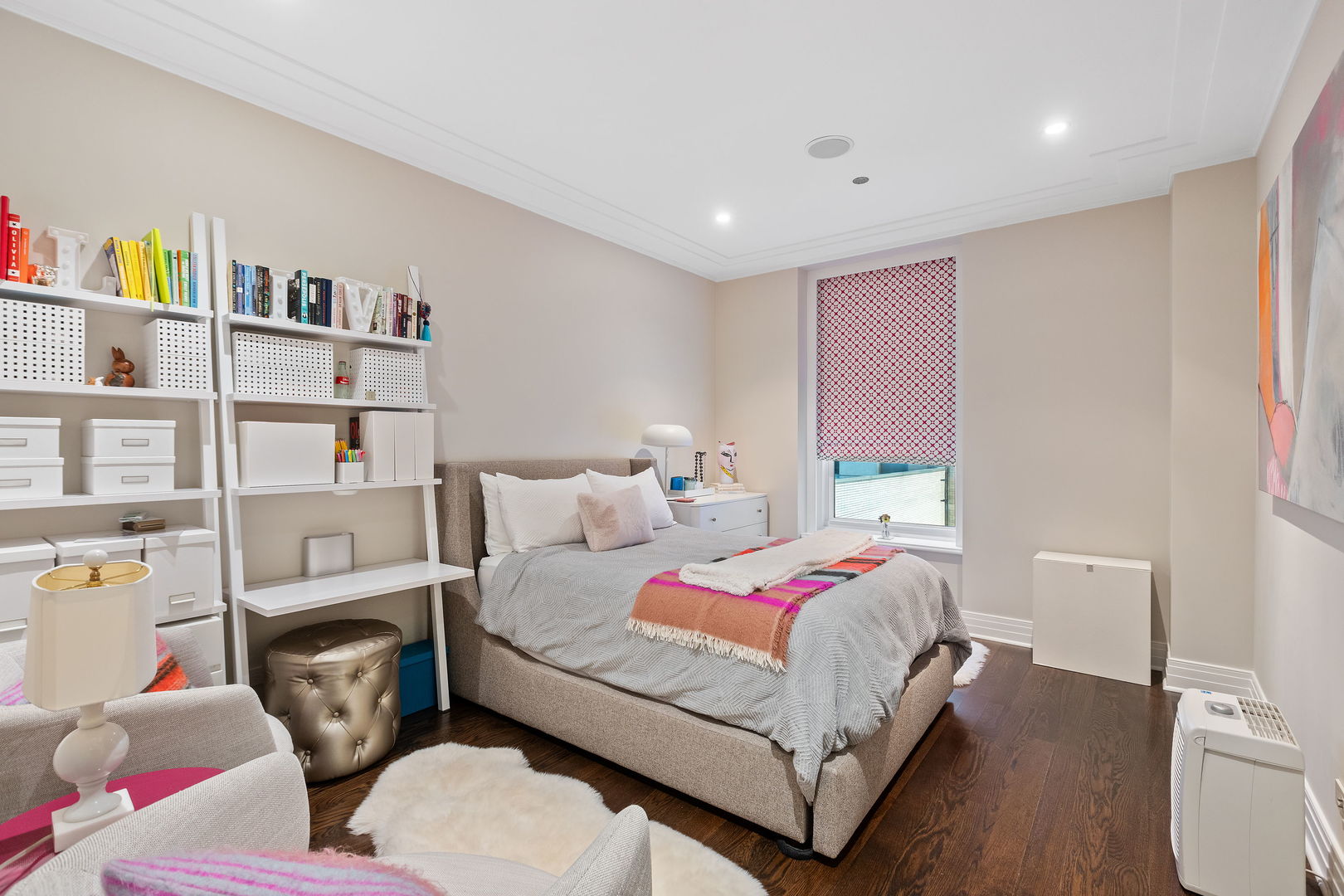 159 E WALTON Place Unit: 5C