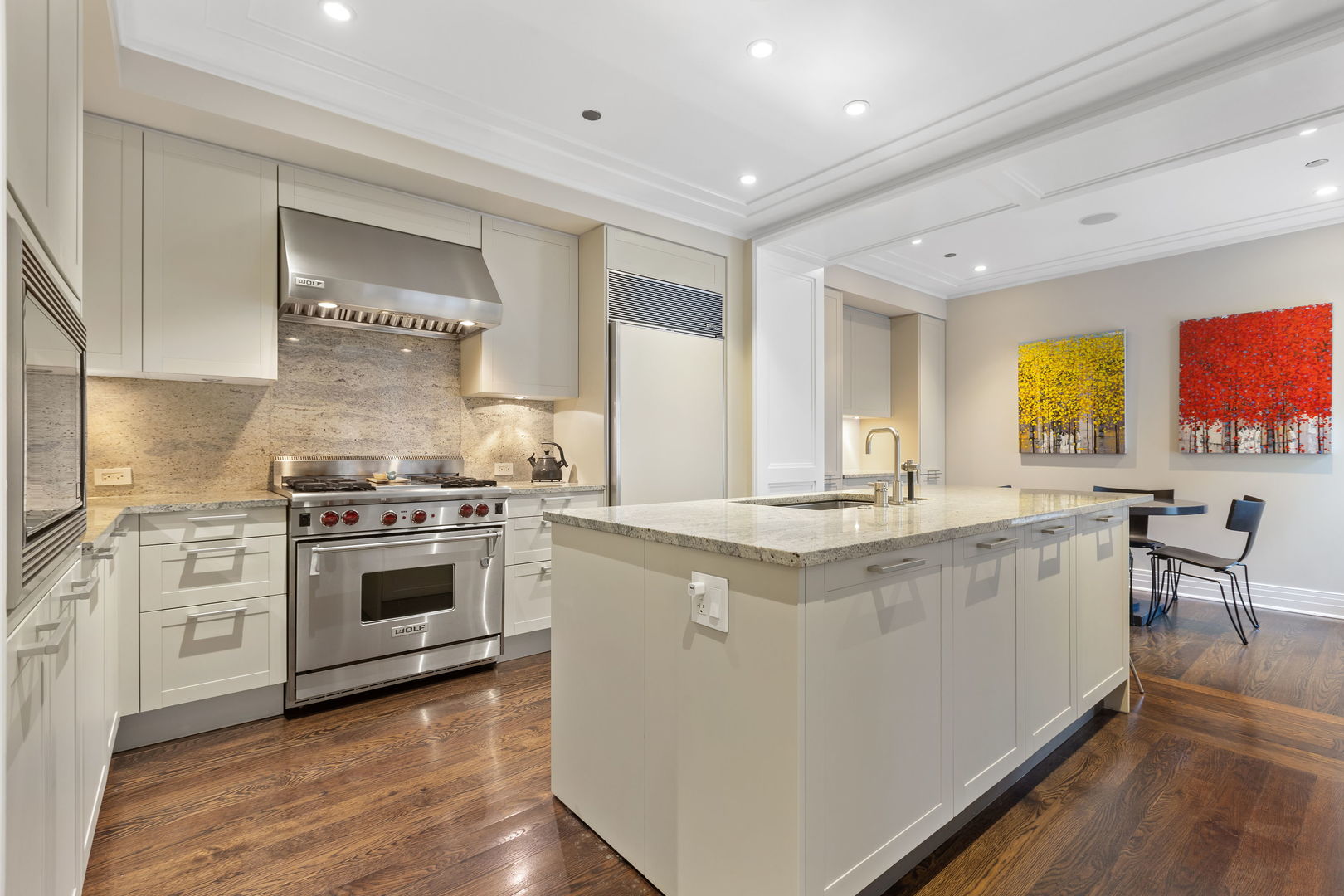 159 E WALTON Place Unit: 5C