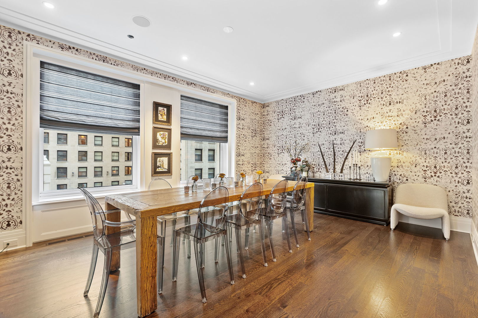 159 E WALTON Place Unit: 5C