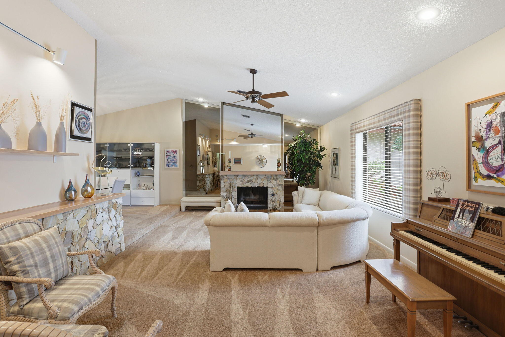 1960 NW 25th Street