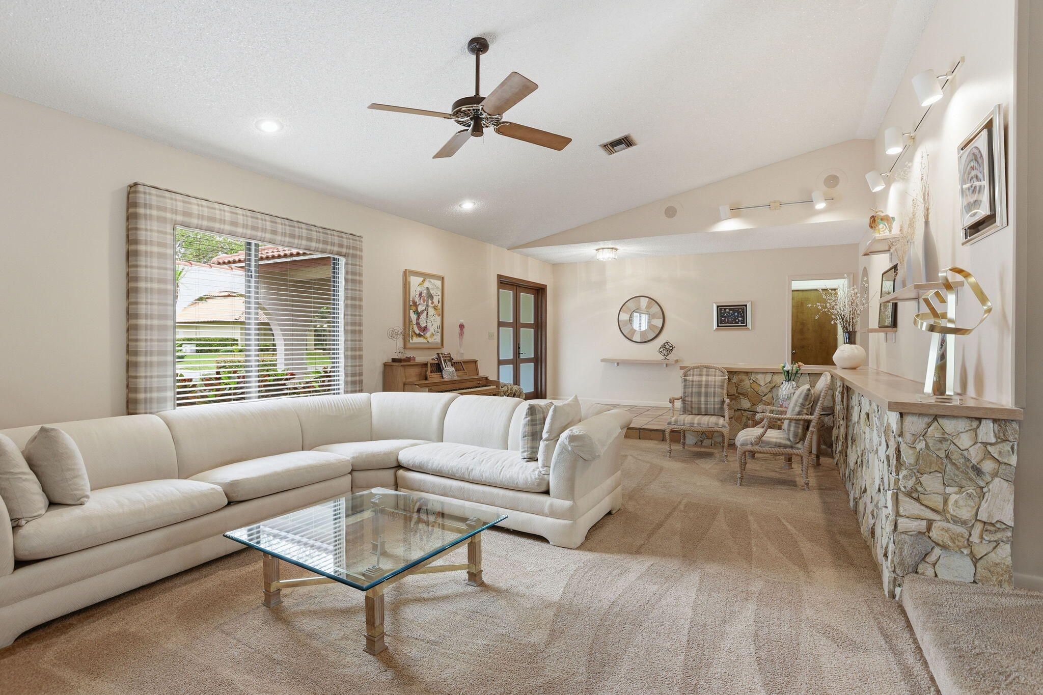 1960 NW 25th Street