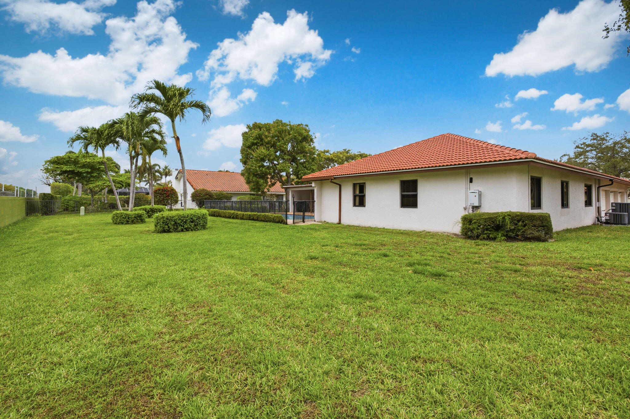 1960 NW 25th Street