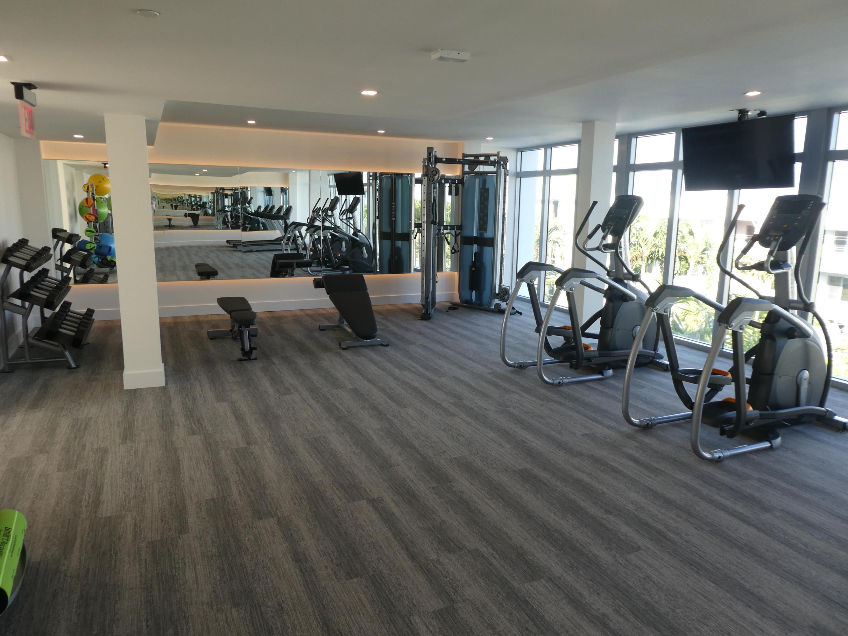 111 SE 1st Avenue 313