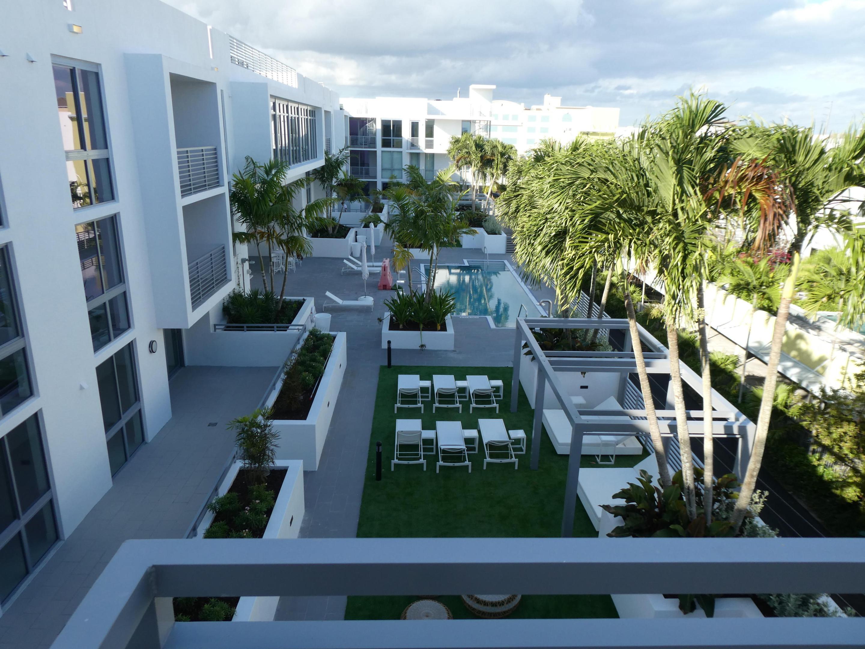 111 SE 1st Avenue 313