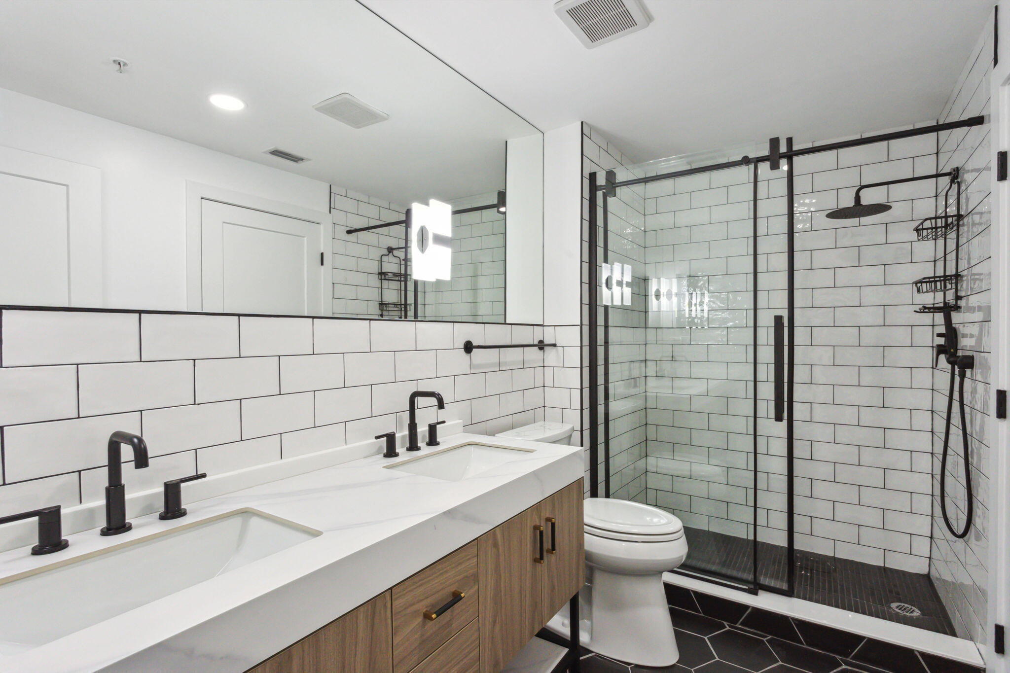 250 NE 3rd Avenue 1-416